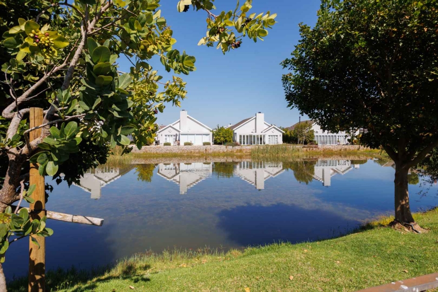 To Let 3 Bedroom Property for Rent in Val De Vie Estate Western Cape